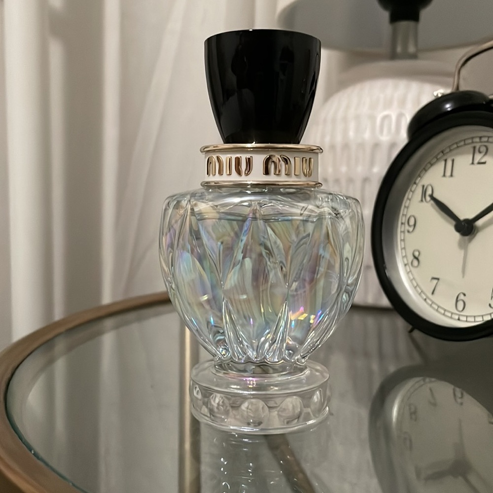 MiuMiu Twist Eau de Magnolia perfume